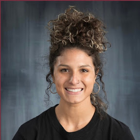 Head Shot Chloe Loyd 1